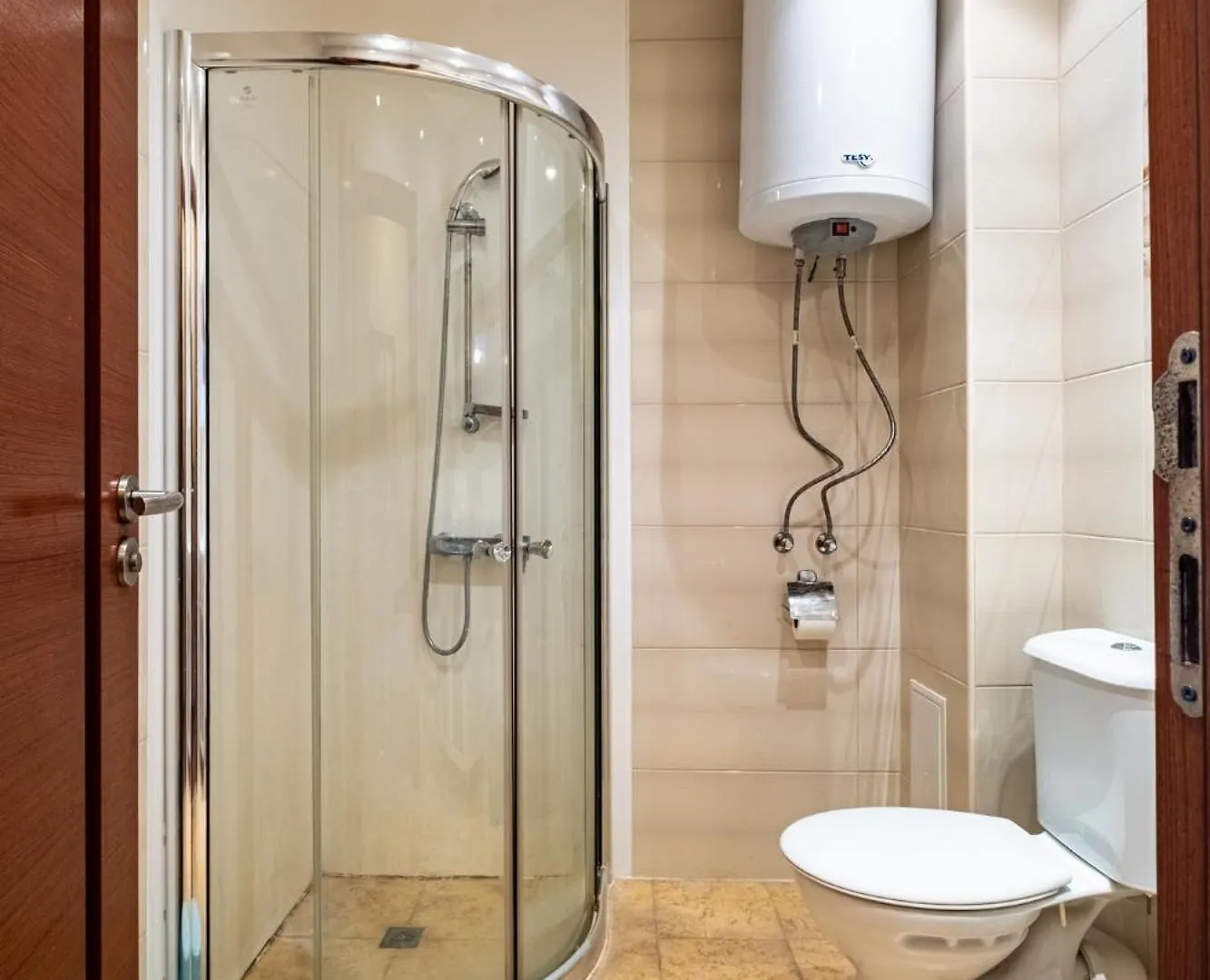 Primrose Apartment With Free Parking Варна